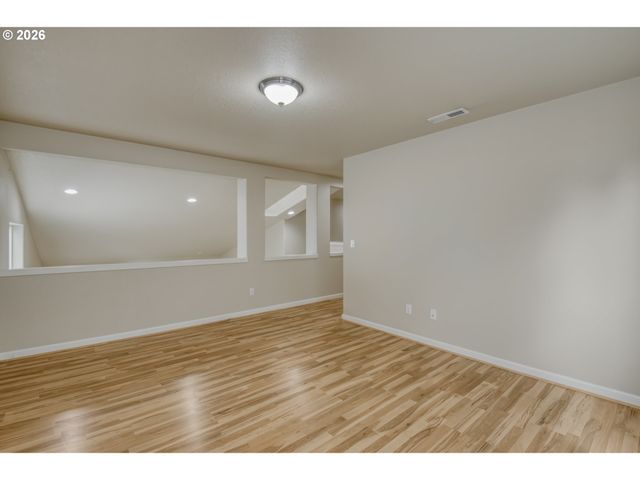 21626 Sw PARKIN Ln, Beaverton, OR 97003