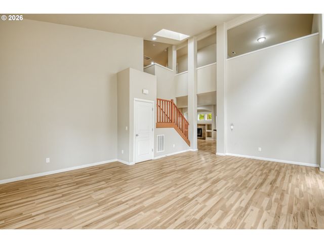 21626 Sw PARKIN Ln, Beaverton, OR 97003