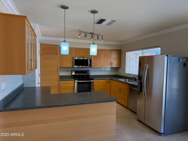 4032 E Hartford Avenue, Phoenix, AZ 85032