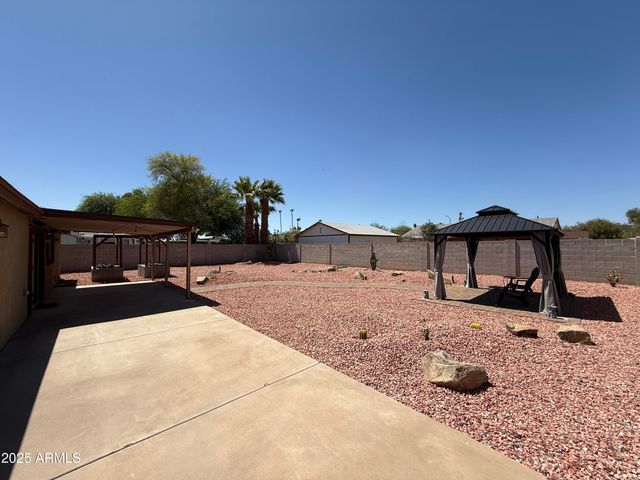 4032 E Hartford Avenue, Phoenix, AZ 85032