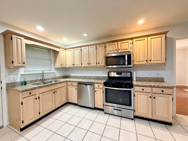 2400 Queens Lace Trail, Chattanooga, TN 37421