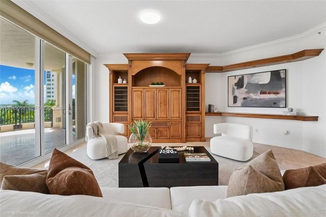 13621 Deering Bay Dr 502, Coral Gables, FL 33158