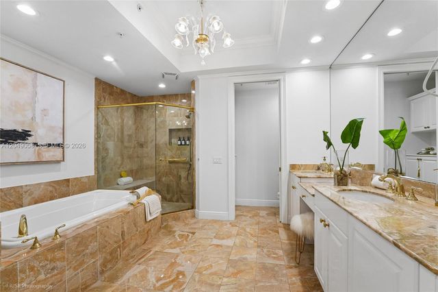 13621 Deering Bay Dr 502, Coral Gables, FL 33158