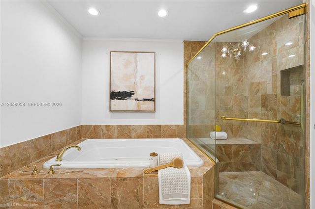 13621 Deering Bay Dr 502, Coral Gables, FL 33158