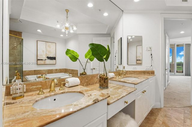 13621 Deering Bay Dr 502, Coral Gables, FL 33158