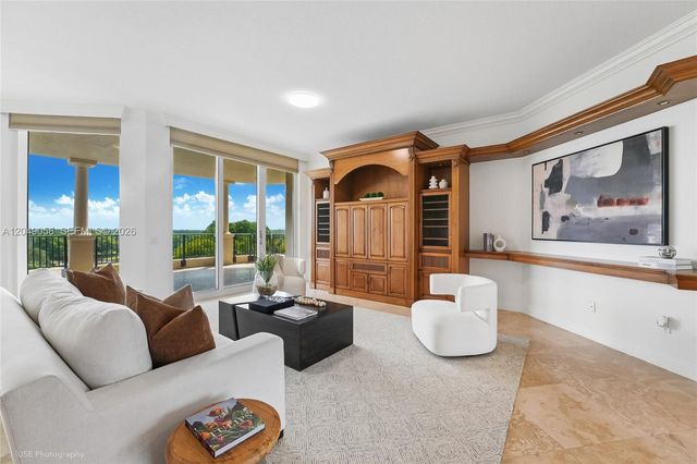 13621 Deering Bay Dr 502, Coral Gables, FL 33158