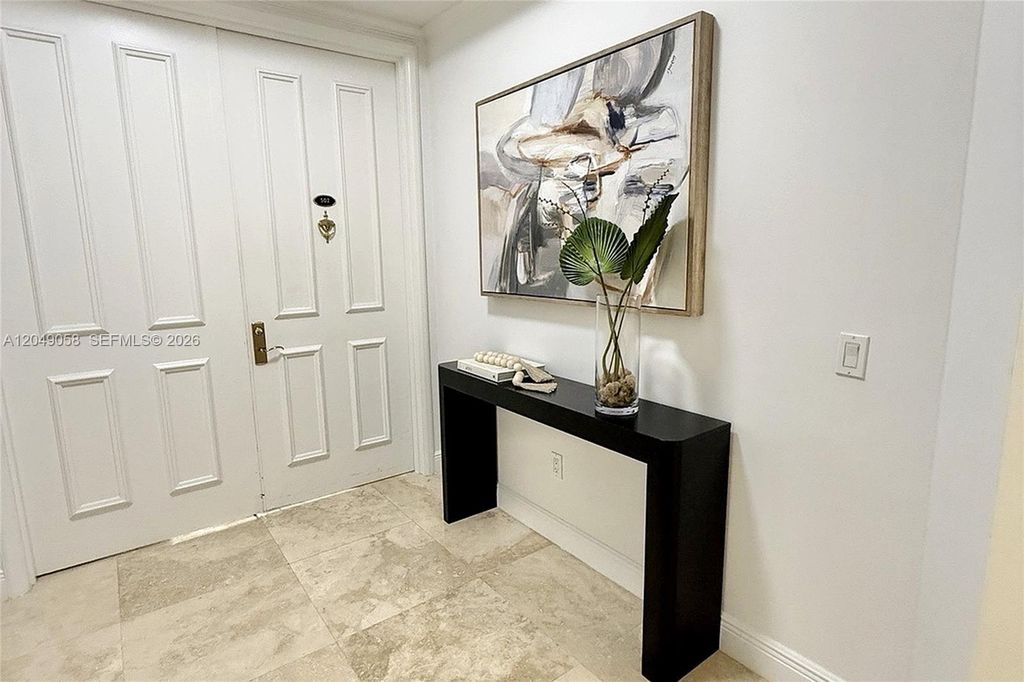 13621 Deering Bay Dr 502, Coral Gables, FL 33158