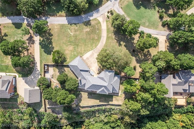 411 Wincrest Circle, Poteau, OK 74953