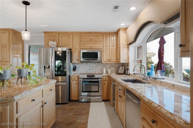 411 Wincrest Circle, Poteau, OK 74953
