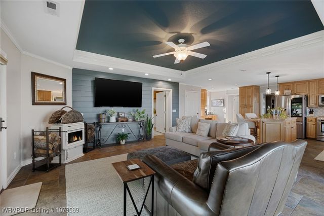 411 Wincrest Circle, Poteau, OK 74953
