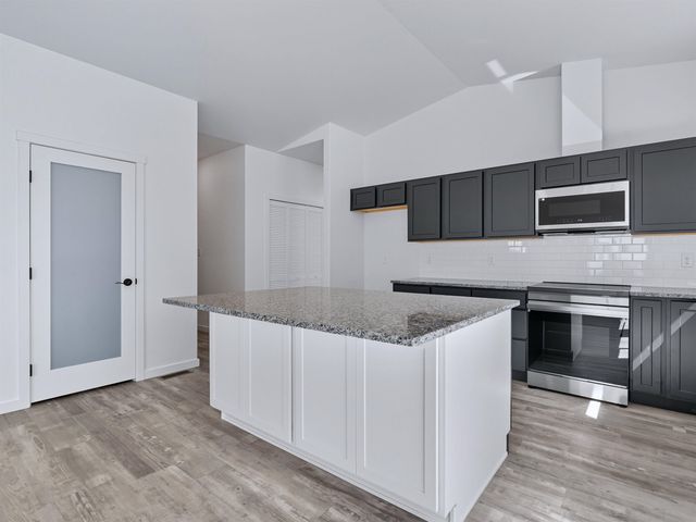 868 Stream Water Street, Grand Junction, CO 81505