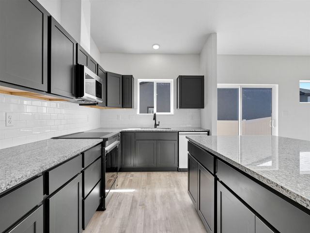 868 Stream Water Street, Grand Junction, CO 81505