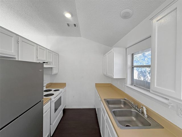 9622 Sugar Hill DR A, Austin, TX 78748