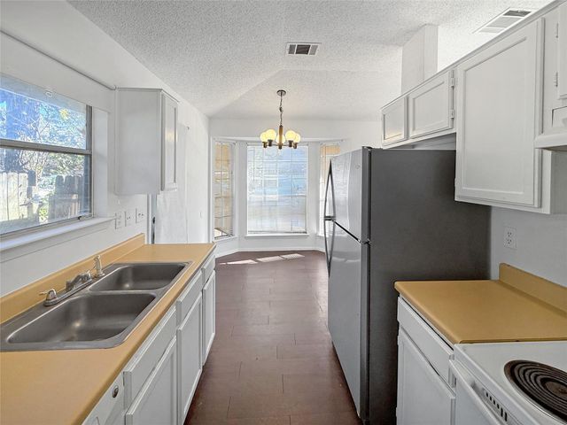9622 Sugar Hill DR A, Austin, TX 78748