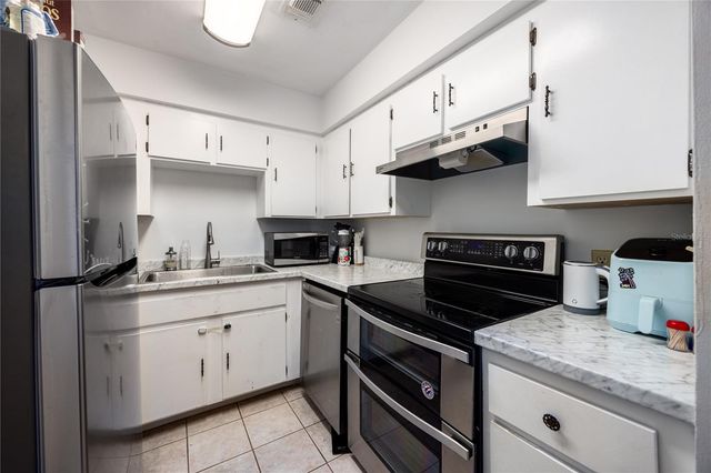 2635 SW 35TH PLACE 501, Gainesville, FL 32608