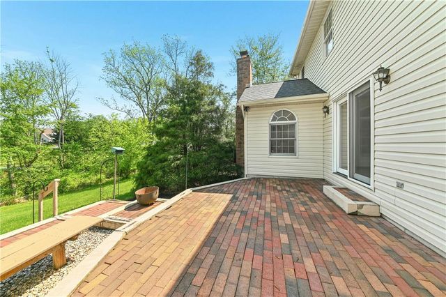 1975 Mountain Hill Lane, Lower Saucon Twp, PA 18055