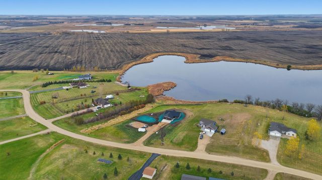 14360 Leisure Lane, Lake Park, MN 56554