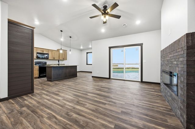 14360 Leisure Lane, Lake Park, MN 56554