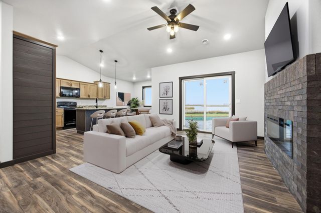 14360 Leisure Lane, Lake Park, MN 56554