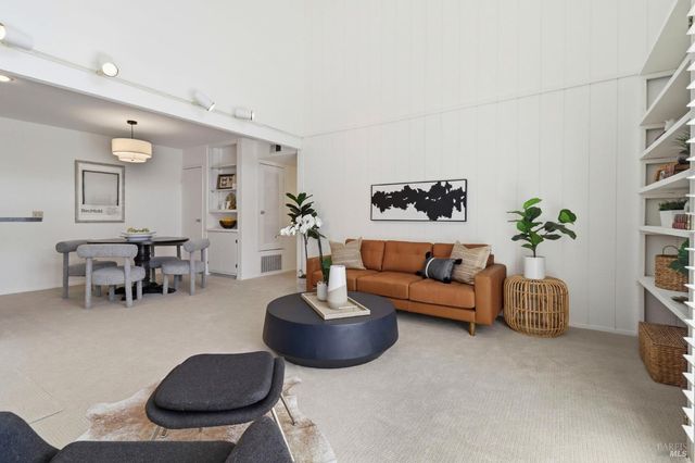 186 Larkspur Plaza Dr, Larkspur, CA 94939