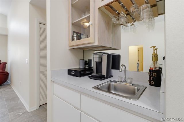 72 W Honey Palm Loop, Beverly Hills, FL 34465