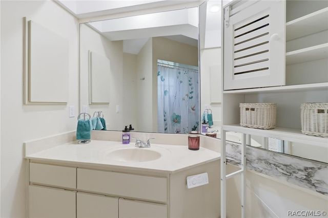 72 W Honey Palm Loop, Beverly Hills, FL 34465