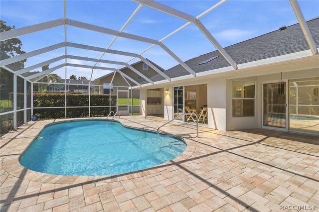 72 W Honey Palm Loop, Beverly Hills, FL 34465