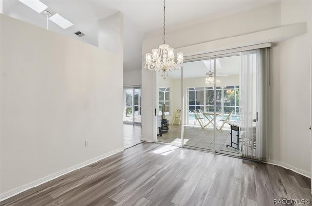 72 W Honey Palm Loop, Beverly Hills, FL 34465