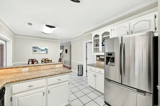 105 Foxrun Cove, Jacksonville, AR 72076