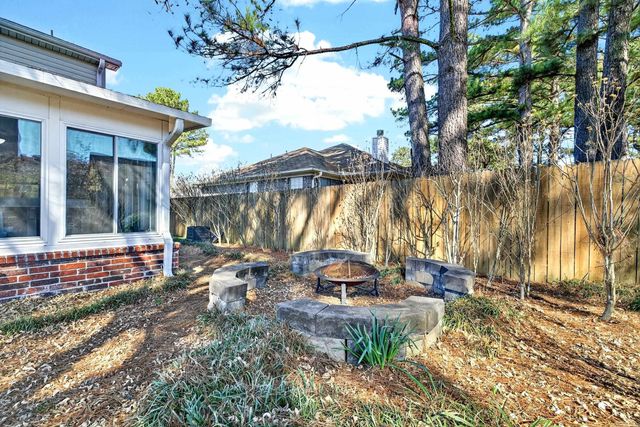 105 Foxrun Cove, Jacksonville, AR 72076