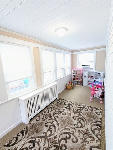 83 Saunders Rd, Norwood, MA 02062