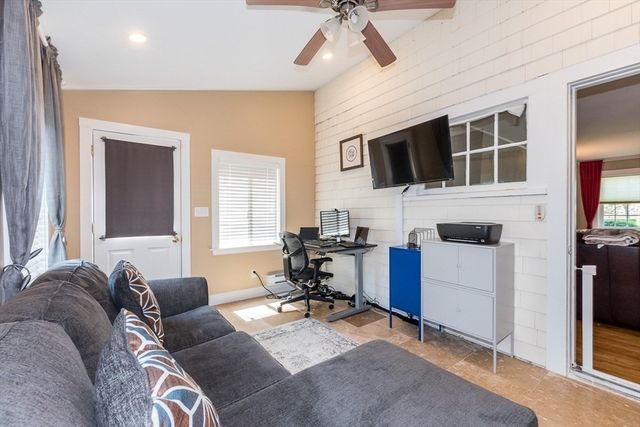 83 Saunders Rd, Norwood, MA 02062