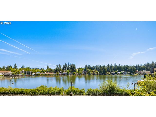 103 3RD St, Lake Oswego, OR 97034