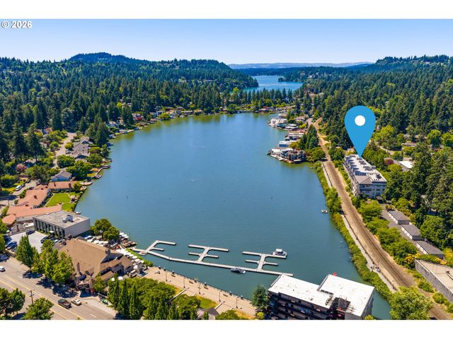103 3RD St, Lake Oswego, OR 97034