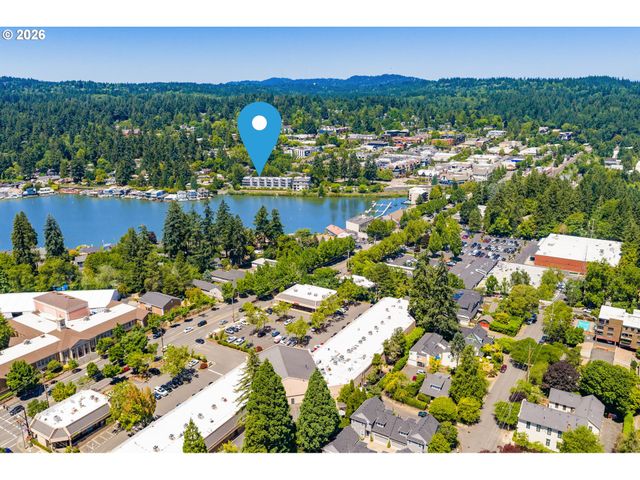 103 3RD St, Lake Oswego, OR 97034