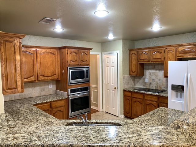 4914 Shadowood Road, Colleyville, TX 76034