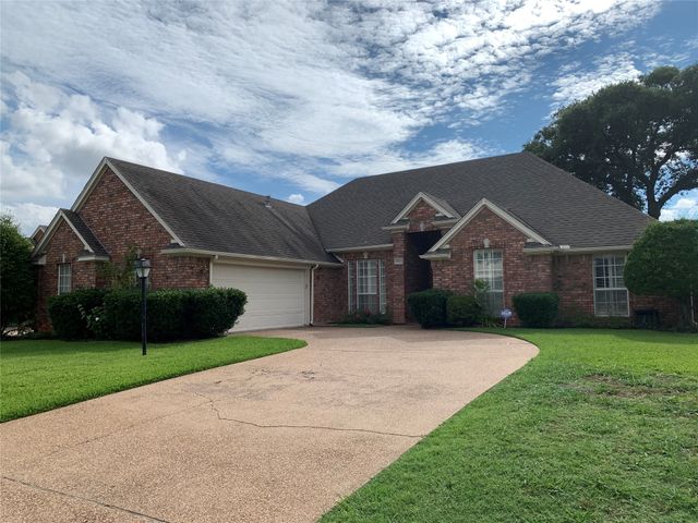 4914 Shadowood Road, Colleyville, TX 76034