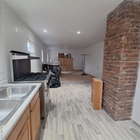 20472 Hull Street, Highland Park, MI 48203