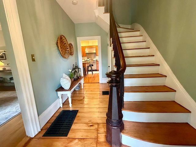 43 Walnut Street, Newton, MA 02460