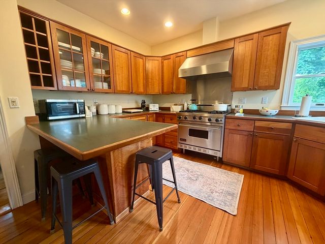 43 Walnut Street, Newton, MA 02460