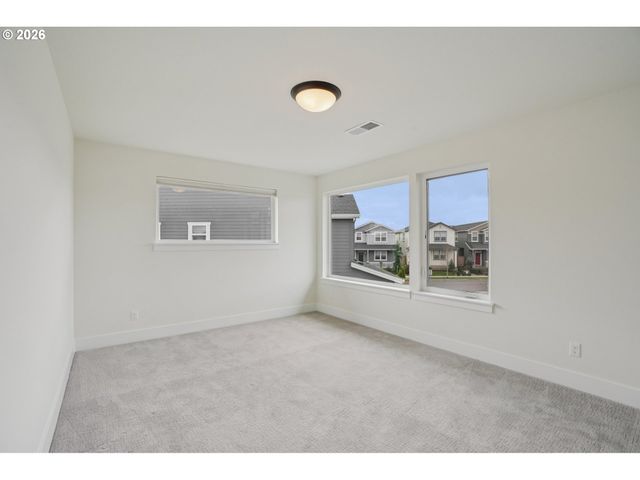 3809 Se REED Dr, Hillsboro, OR 97123