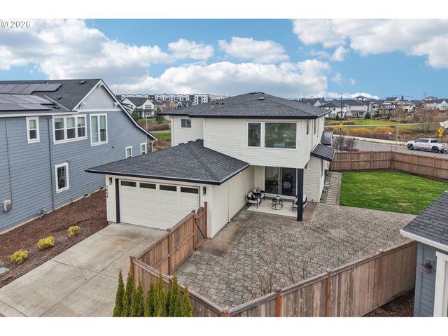 3809 Se REED Dr, Hillsboro, OR 97123