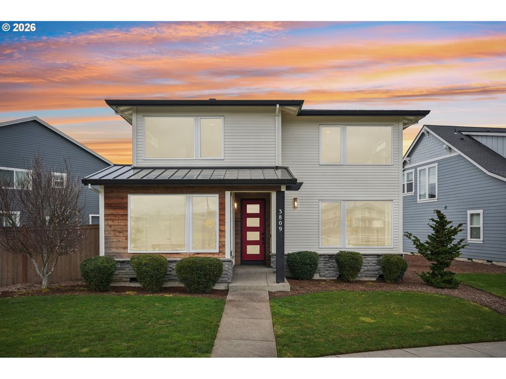 3809 Se REED Dr, Hillsboro, OR 97123