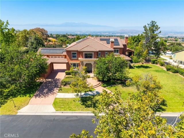 1055 Lowry Ranch, Corona, CA 92881