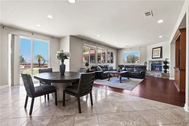 1055 Lowry Ranch, Corona, CA 92881