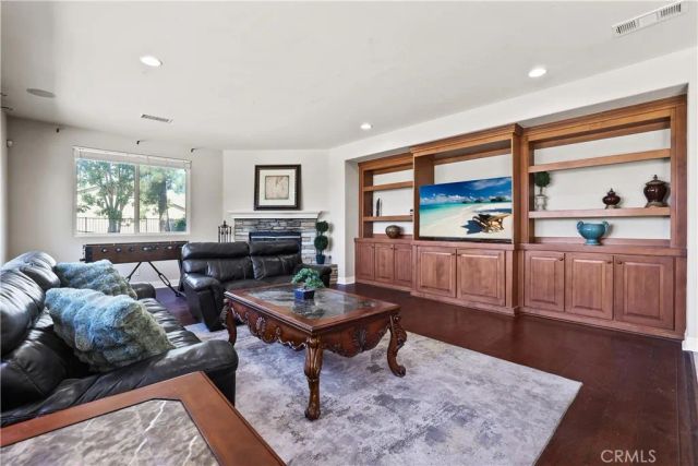 1055 Lowry Ranch, Corona, CA 92881