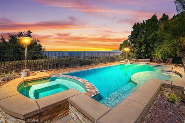 1055 Lowry Ranch, Corona, CA 92881