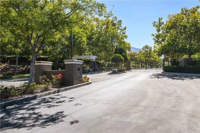 1055 Lowry Ranch, Corona, CA 92881
