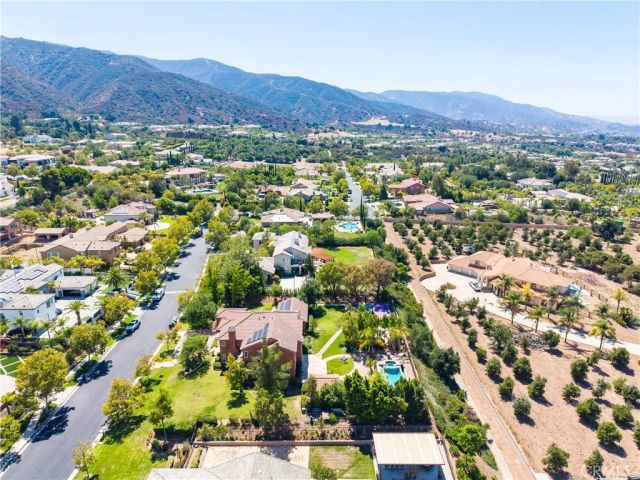 1055 Lowry Ranch, Corona, CA 92881