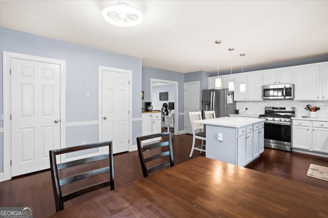 4122 Pond Edge Road, Snellville, GA 30039